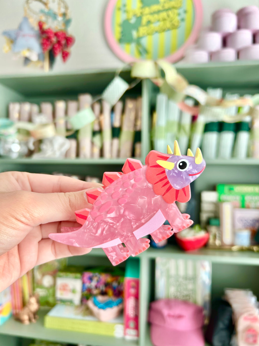 💕✨Triceratops Claw Clip✨💕