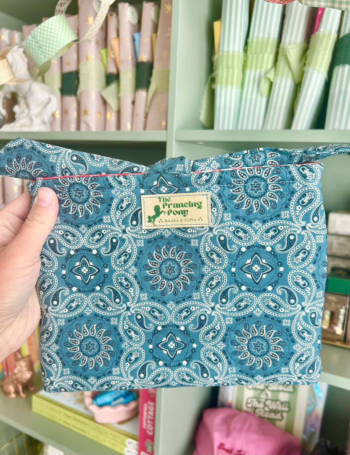 〰️Squiggle Stitch〰️ Kindle Sleeves